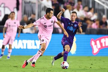 Sergio Busquets #5 of Inter Miami CF controls the ball against the Charlotte FC 